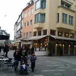 Altstadt Charly Apartman Düsseldorf