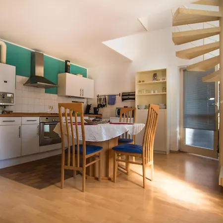 Altstadt Apartment Charly Dusseldorf