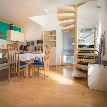 Apartment Altstadt Charly *